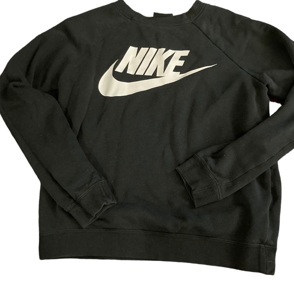 Black Nike logo sweatshirt